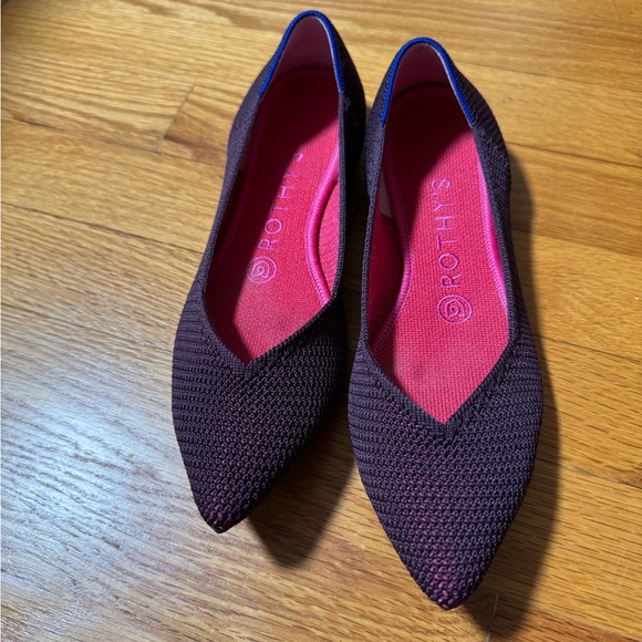🎉HP🎉EUC-Rothy's- Women- The Point in retired berry lattice color. Size 7 - Picture 10 of 11